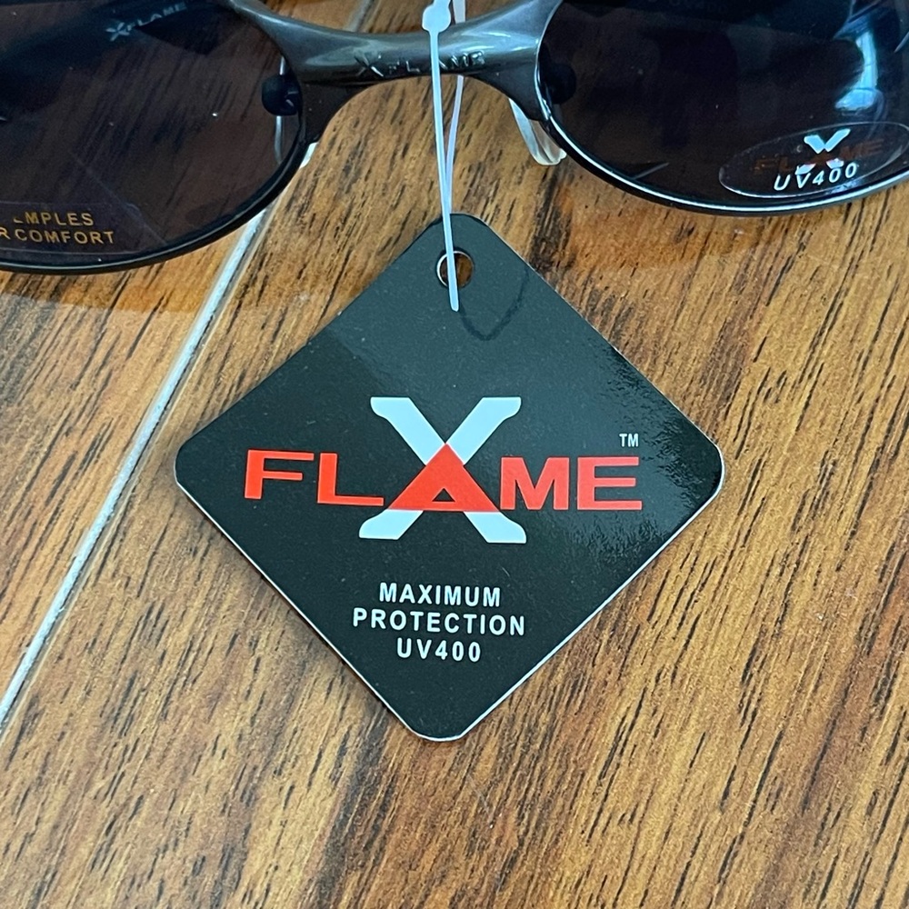 NEW with TAGS - Flame X Sunglasses - UV 400 - Spring Hinges - Picture 4 of 4